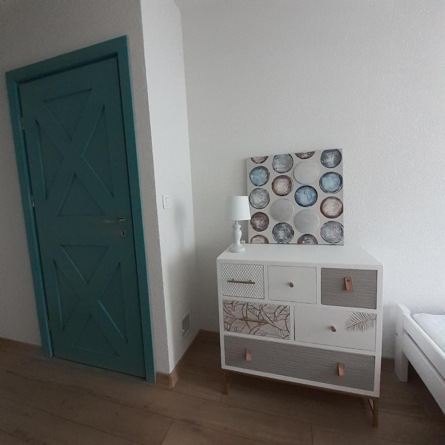 Pastelowy Domek Z Balia Elektryczna Z Jacuzzi Zalakowo Buitenkant foto